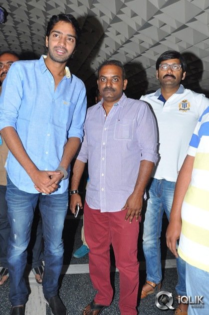 Bandipotu-Movie-Hungama-at-Sandhya-Theatre